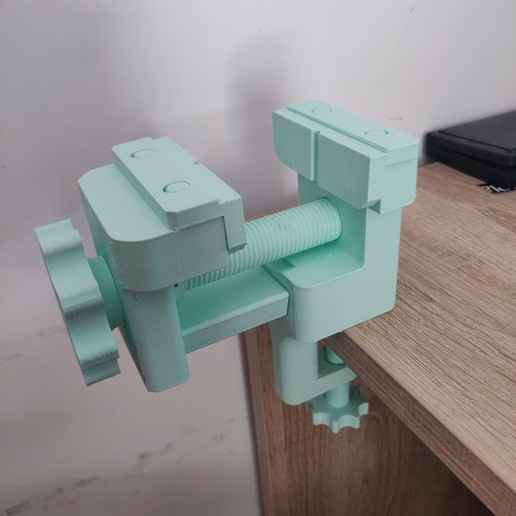 vice tool established workbench 3dprinted pla abs petg clamping mini 3d printed 3D print model - Mito3D