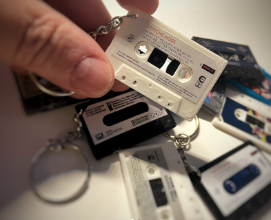 vintage audio cassette keyring Jewelry audio tape cassette vintage 80  3d print model - Mito3D