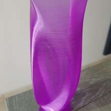 violett Vase Dekoration 3d print model - Mito3D