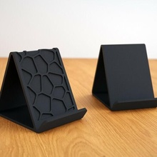 voronoi & regular phone holder support smartphone stand 3d print model - Mito3D