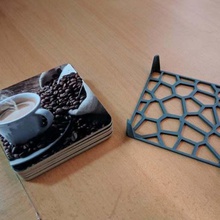 voronoi coaster holder home kitchen dining 3d print model - Mito3D