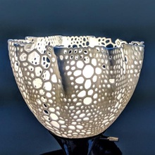 voronoi flower lampshade home pretty cool lattice light lighting 3d print model - Mito3D