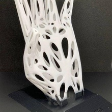 Voronoi el telefon Kulp destek Sanat ayakta durmak akıllı seyyar 3d print model - Mito3D