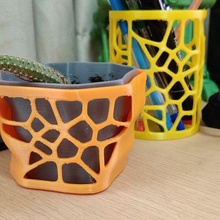voronoi pattern desktop planters 3d print model - Mito3D