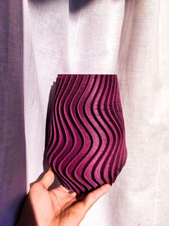 vortex vase décor mat collection fleur maison campagne pot violet 3d print model - Mito3D