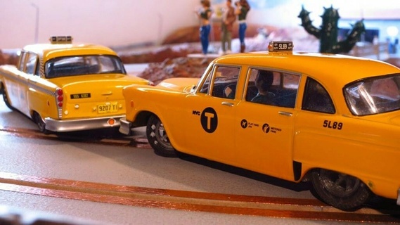 teckel bancal châssis 1 43 taxi carreaux Jeu Véhicules transport 3d print model - Mito3D