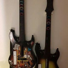 wall mount wii guitars guitar hero gadget video games 3d print model - Mito3D