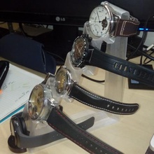 watch stand home samsung gear watches fast minimum minimalistic 3d print model - Mito3D