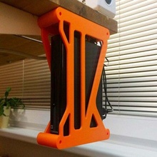 wd disk holder height adjustable table computer 3d print model - Mito3D