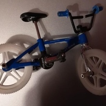 ruota manubrio presa miniatura bmx giocattolo gioco 3d print model - Mito3D