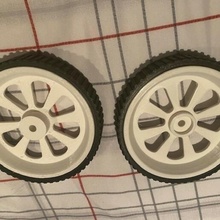 wheel pla center hub tpu outer 3d print model - Mito3D