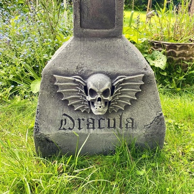 winged death skull art halloween gravestone headstone tombstone cosplay standard epitaph skeleton gothic macabre head 3d print model - Mito3D