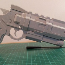 braço direito ápice legendas jogos Wingamn arma fogo pistola 3d print model - Mito3D