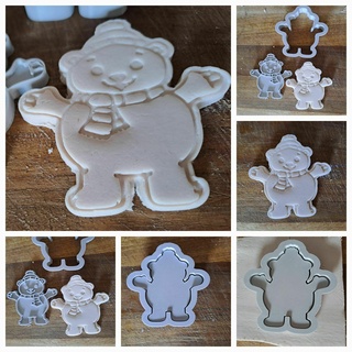 winnie pooh christmas cookie clay cutter stamp Home bear cutters 3d print model - Mito3D