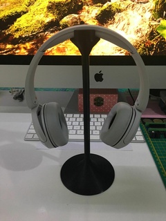 wireless headset base support helmets headphones booth 3d print model - Mito3D