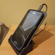 kablosuz telefon şarj cihazı sıra ayakta durmak durum kılıf su samuru kutusu gadget seyyar 3d print model - Mito3D