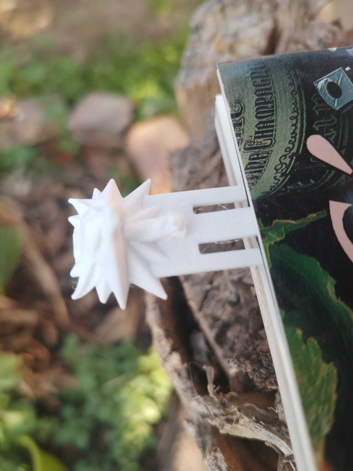 bruxo marca páginas marcador gato ciri geralt livro Urso Lobo 3D print model - Mito3D