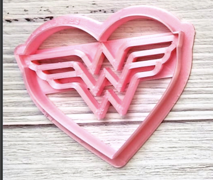 wonder woman heart cookie cutter love valentine's day 3D print model - Mito3D