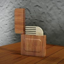 madeira barba pente caso bainha gadget estilo moda compactar bolso 3d print model - Mito3D