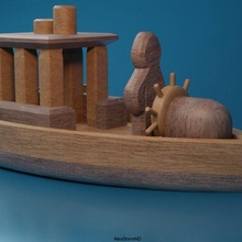 ahşap gemi Kaptan oyuncak Sanat dekor heykel 3d print model - Mito3D