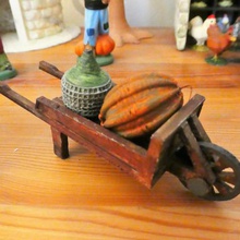 wooden wheelbarrow game miniature mock-up santon 7cm scenery figurine 3d print model - Mito3D