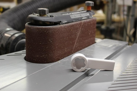 wrench ridgid oscillating spindle sander rigid knob parts spare repair diy replacement 3d print model - Mito3D