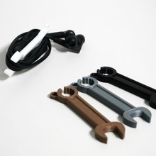 anahtarı kulaklık tutucu şeklinde gadget 3d print model - Mito3D