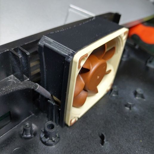 xbox 60mm noctua fan mount adapter original slim case mod gadget video games 3D print model - Mito3D