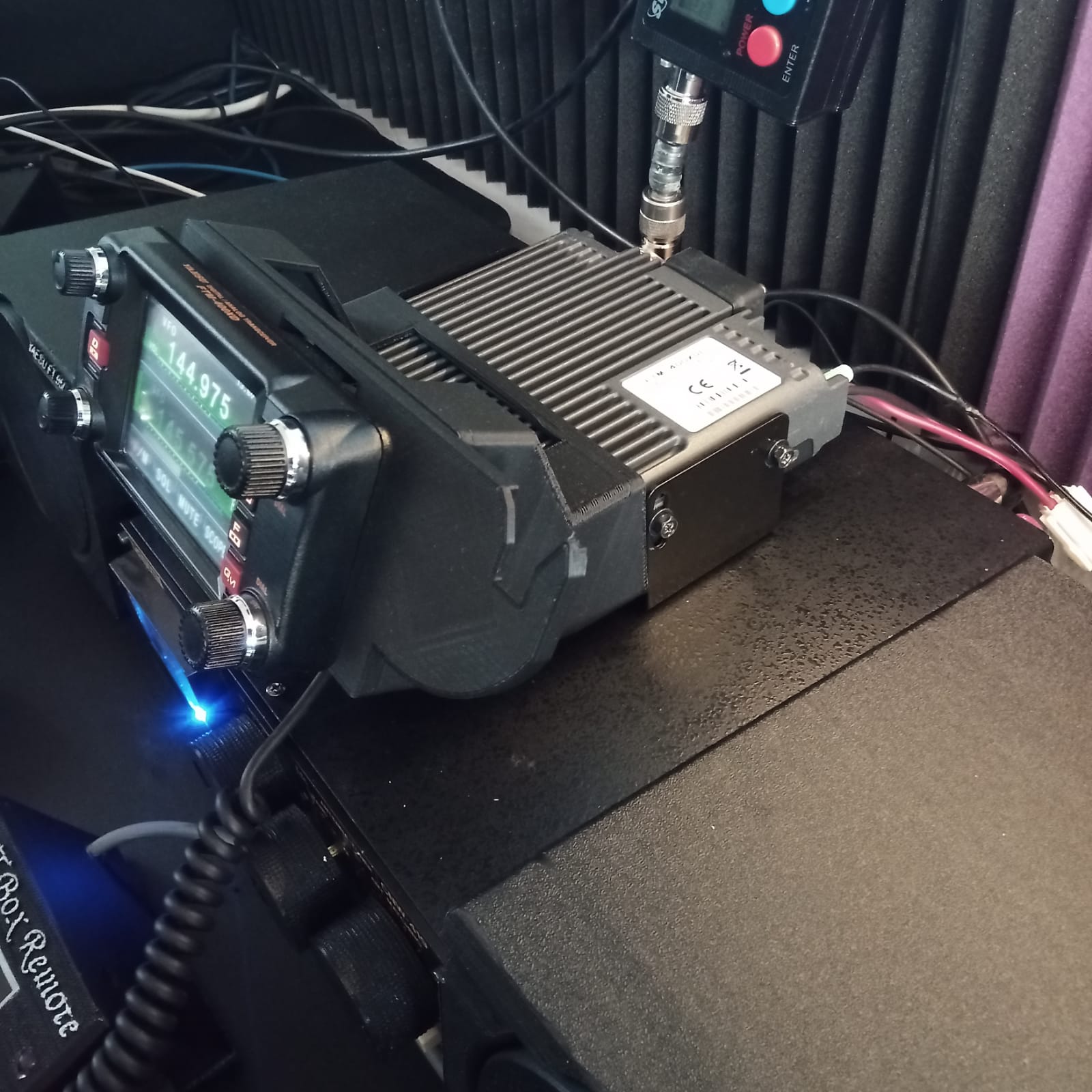 Yaesu ftd400de ftd 400 jambon radyo amatör iletmek hf 3D print model - Mito3D