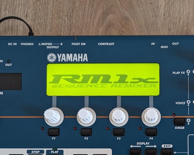 Yamaha rm1x bouton profil gadget séquence mixer volume pot 3d print model - Mito3D
