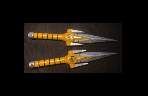 yellow ranger daggers power rangers 3d print model - Mito3D