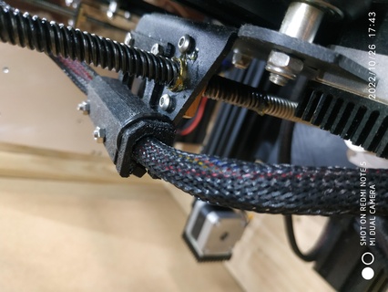 z axis cable guía rail ender 3 Pro 3d impresora 3d print model - Mito3D