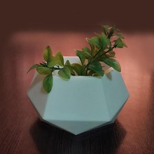 zeus pot art plantes 3dmodel 3dprint 3d print model - Mito3D