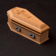 multi purpose chest - dracula coffin gadget 3d print model - Mito3D