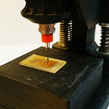 bureau percer presse rotatif outil dremel like 3d print model - Mito3D