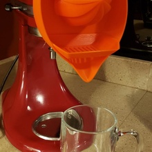 Portakal meyve sıkacağı mutfak yardımı mikser 3d print model - Mito3D
