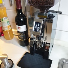 Eureka Mignon Tablett Spezialitäten Stille perfekt Kaffee Küche Espresso reinigen Kaffeemühle 3d print model - Mito3D