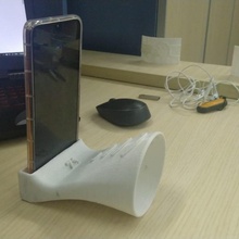 phone speaker & stand audio 3d print model - Mito3D