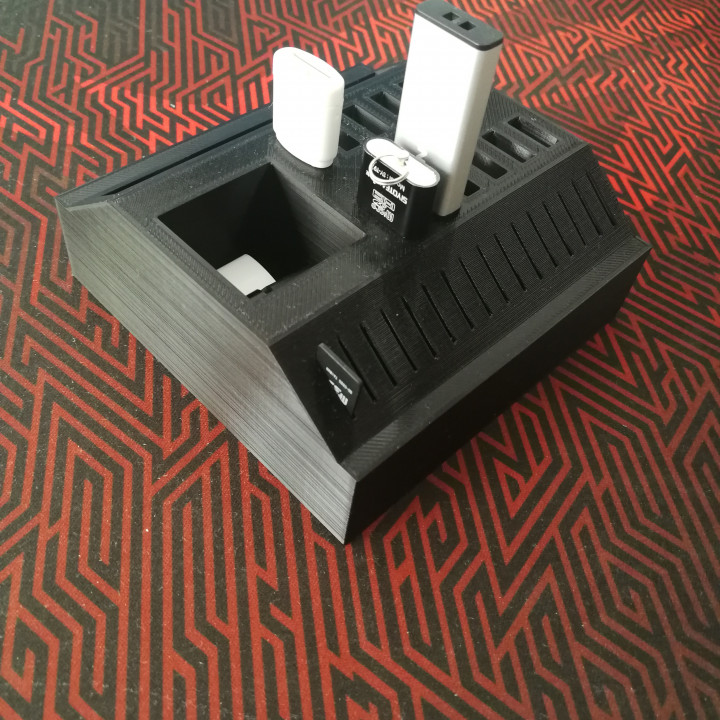 usb holder 3D print model - Mito3D
