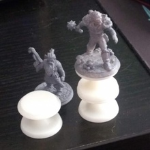 empilable table volant escalade base rpg supporter vol dnd éclaireur starfinder 3d print model - Mito3D