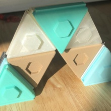 tricons trilogie amusement hexagone Triangle tri empilable faire glisser verrouillage connecteurs révesable 3d print model - Mito3D
