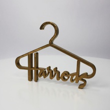 harrods mini Kleiderbügel fan Kunst Mode Unternehmen hanger logo Marken Einzelhandel Mantel shop 3d print model - Mito3D