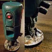 robô quebra nozes scifi 3d print model - Mito3D