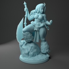Skadi Barbar Tischplatte Axt Drachen Dungeons weiblich Kämpfer Krieger Frau Amazonas muskulös Zänker 3d print model - Mito3D
