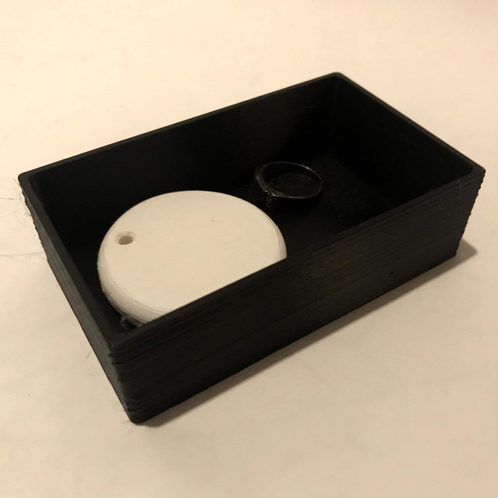 dresser valet coin box 3D print model - Mito3D