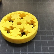 gear spinner 3d print model - Mito3D