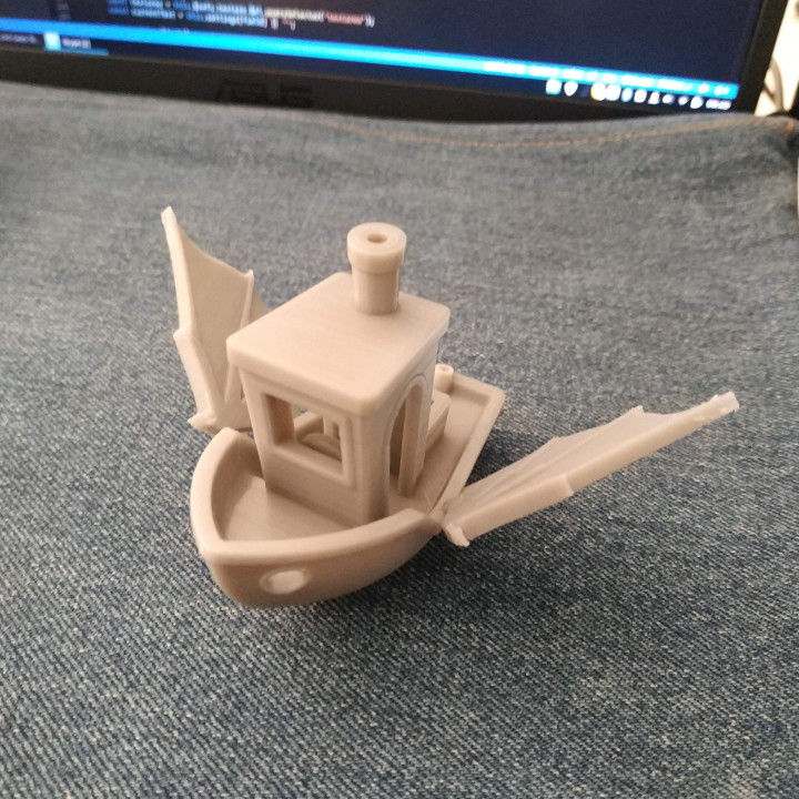 winged benchy 3D print model - Mito3D