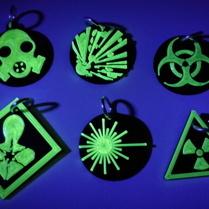 hazard symbol keychains fashion & accessories filament keychain change dualcolor 3D print model - Mito3D