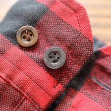 personalizable camisa chaqueta botón botones personalizado traje pantalones 3d print model - Mito3D