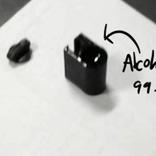 portable désinfectant espace rangement l'alcool tinkercad 3d print model - Mito3D